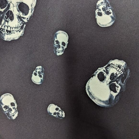 Midnight Hour Black Skull Print Swim Trunks Size 42 - Picture 8 of 8